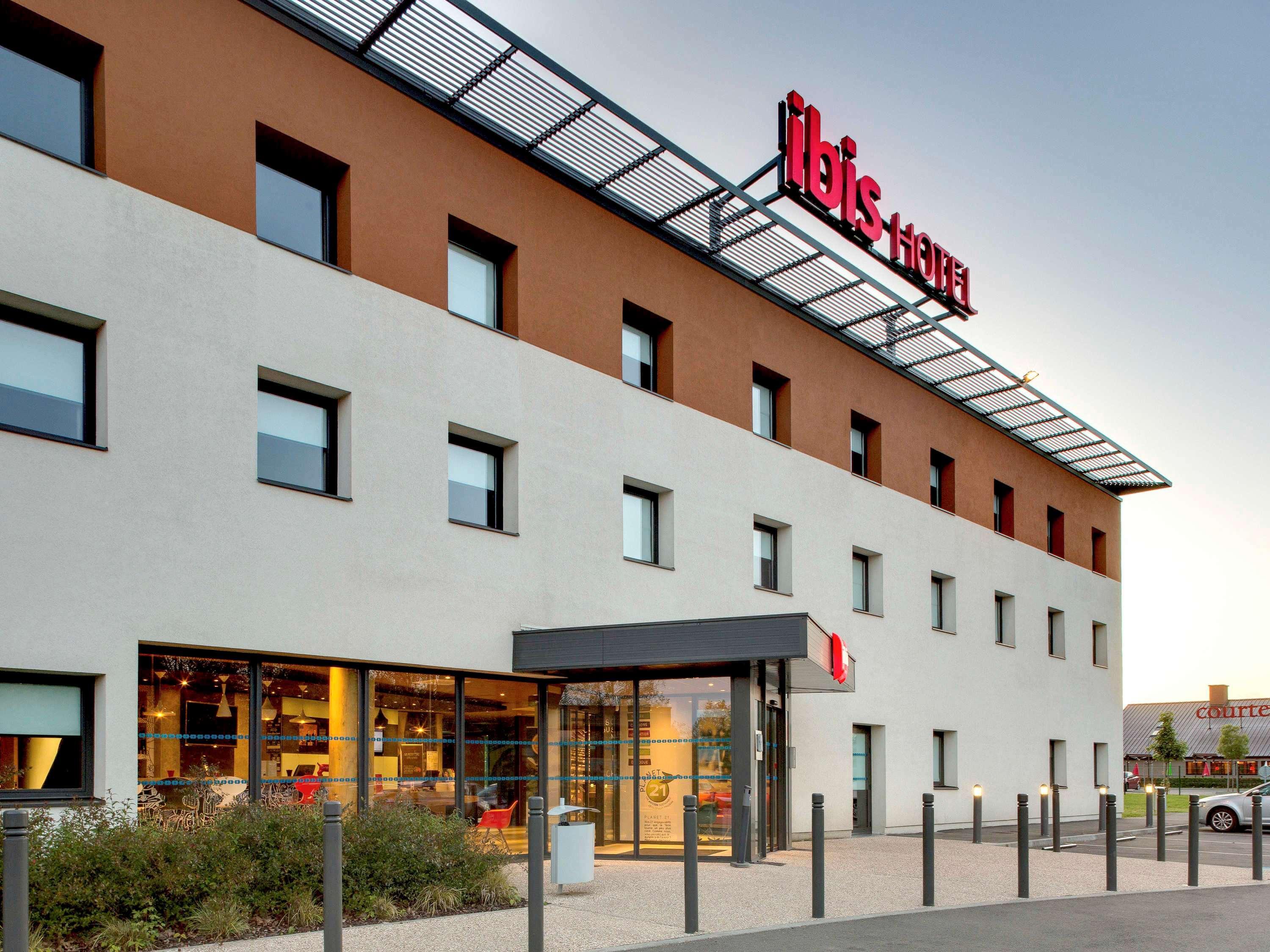 Ibis Montceau Les Mines Hotell Exteriör bild