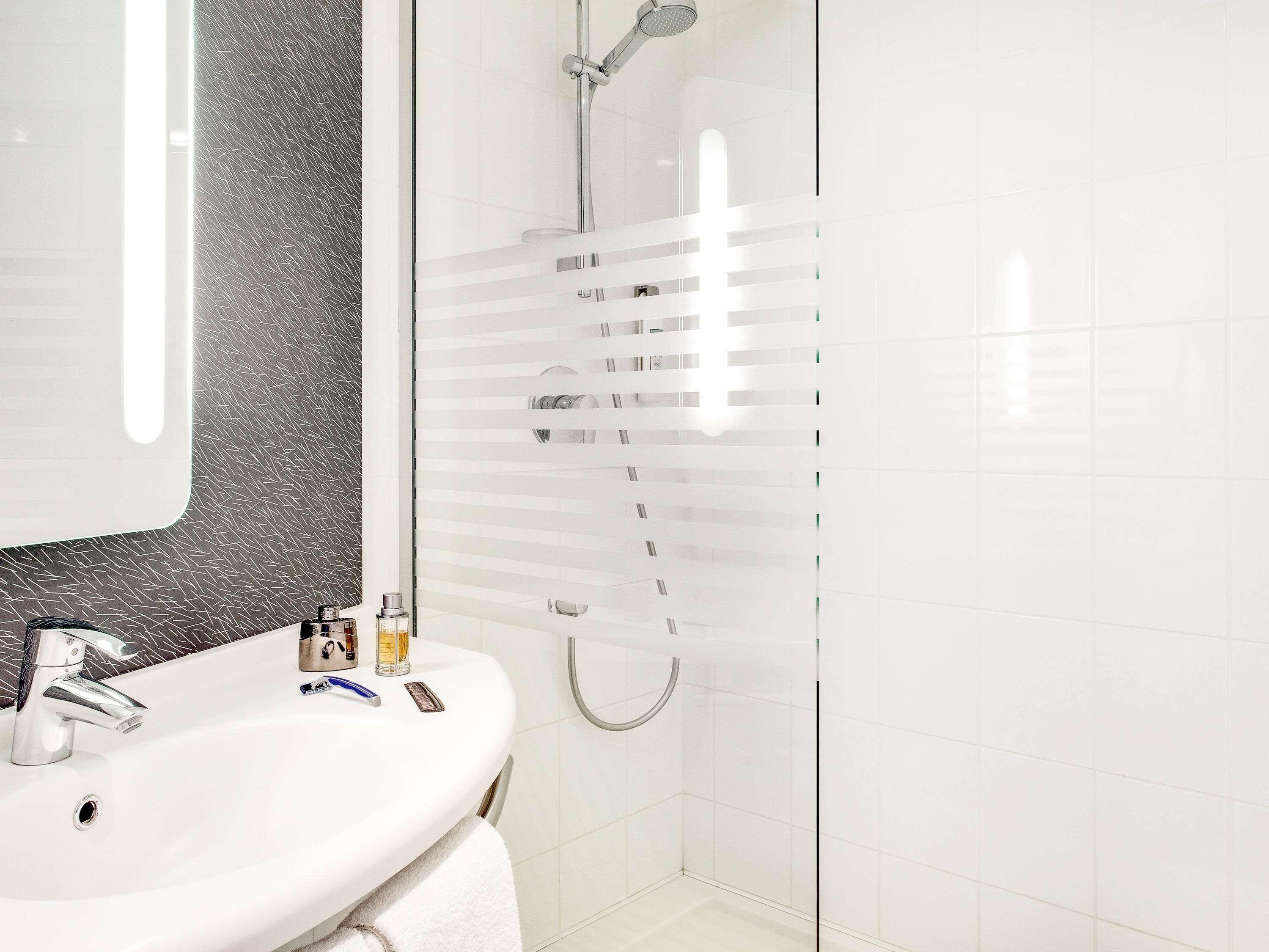 Ibis Montceau Les Mines Hotell Exteriör bild