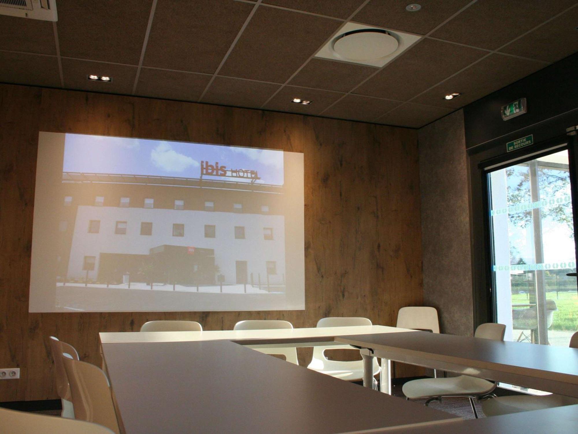 Ibis Montceau Les Mines Hotell Exteriör bild