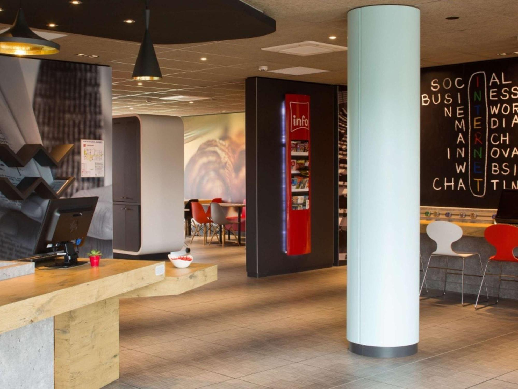 Ibis Montceau Les Mines Hotell Exteriör bild