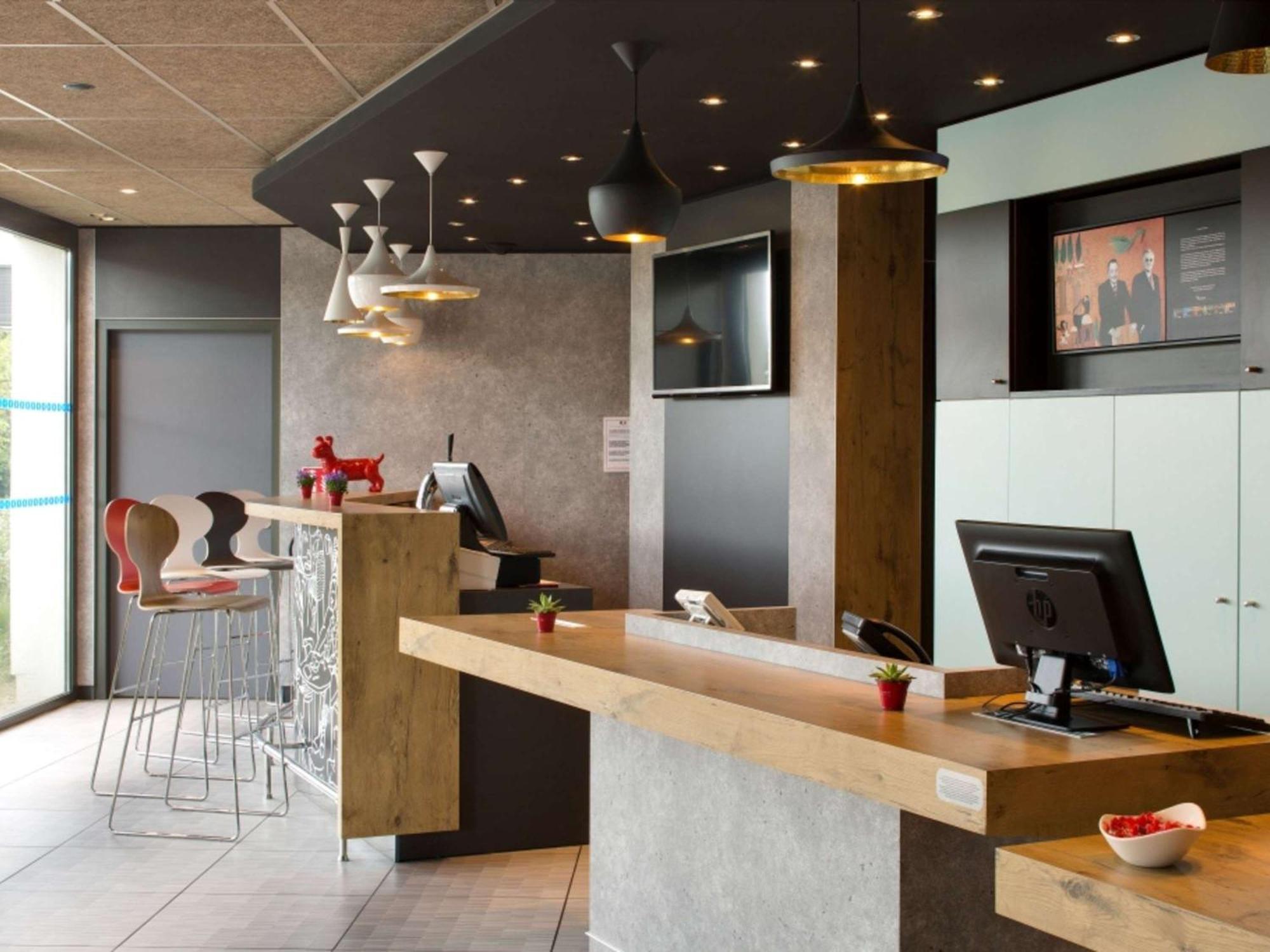 Ibis Montceau Les Mines Hotell Exteriör bild