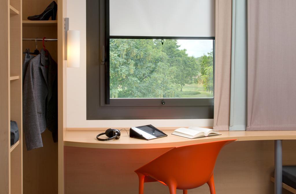 Ibis Montceau Les Mines Hotell Exteriör bild