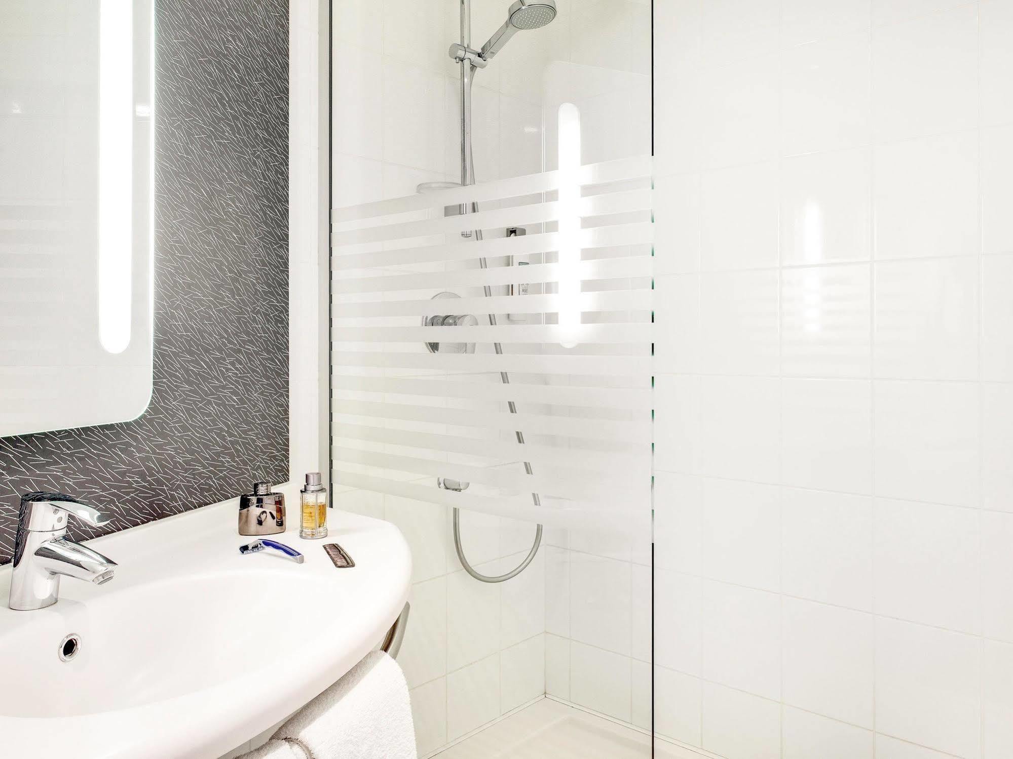 Ibis Montceau Les Mines Hotell Exteriör bild