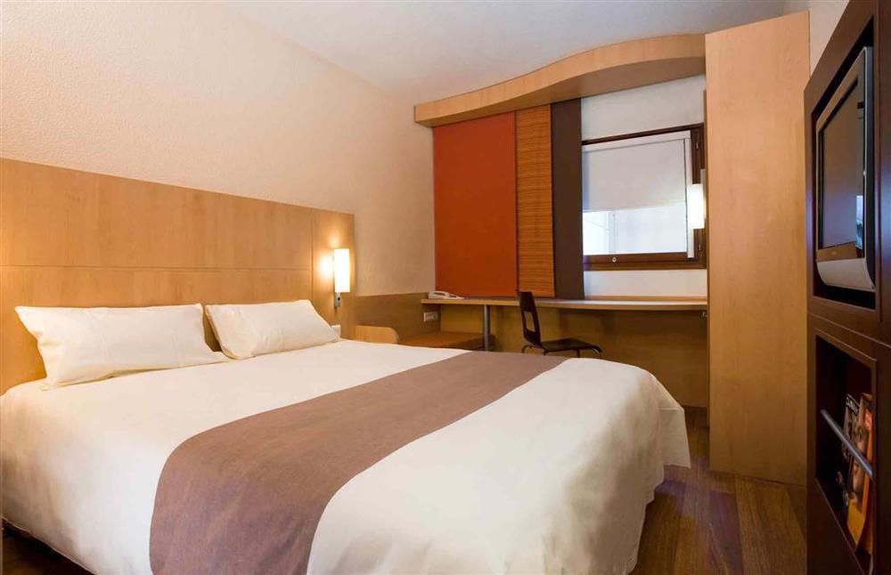 Ibis Montceau Les Mines Hotell Rum bild